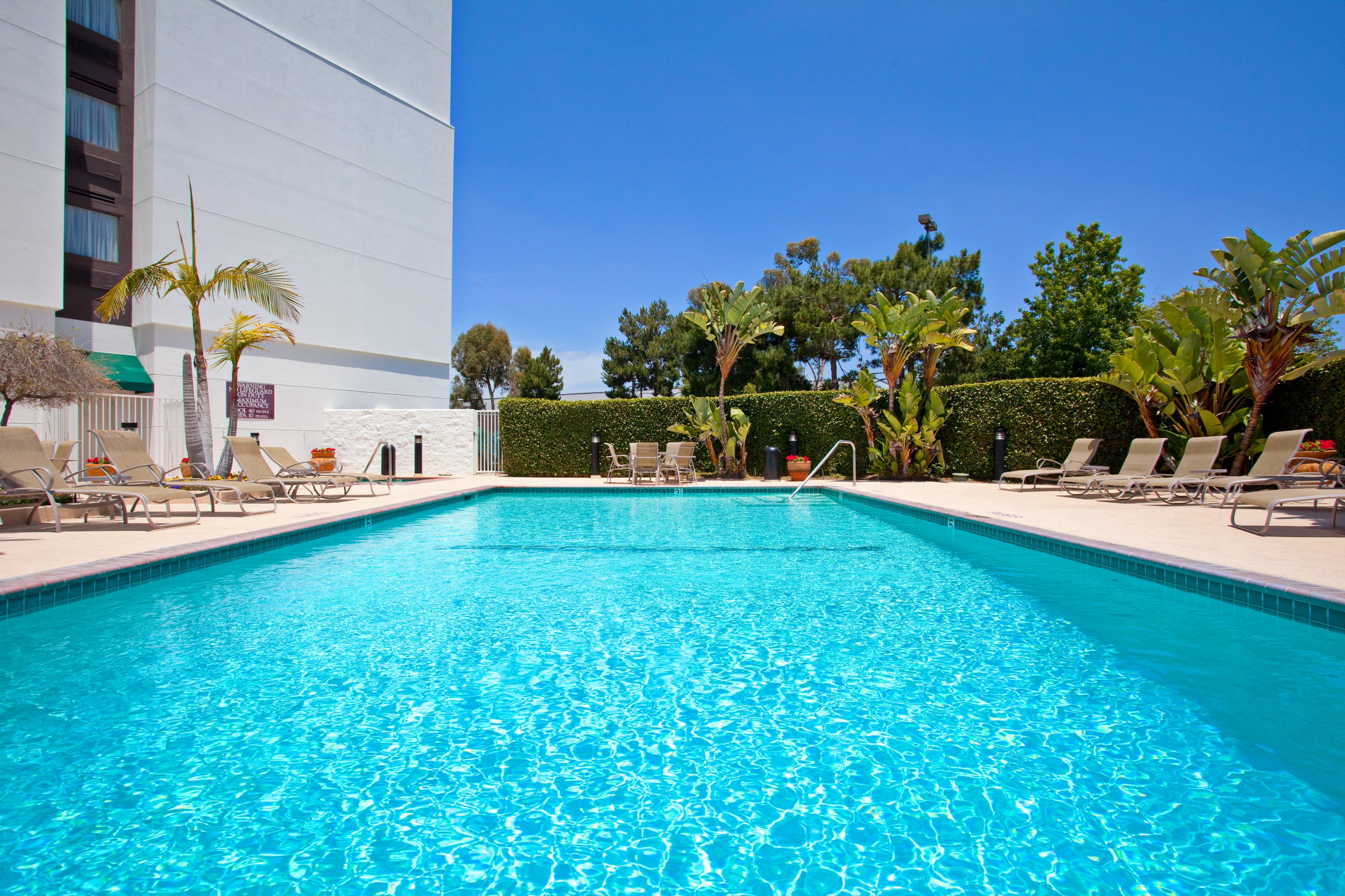 Holiday Inn La Mirada Buena Park By Ihg Екстериор снимка