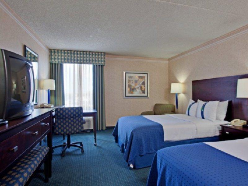 Holiday Inn La Mirada Buena Park By Ihg Екстериор снимка